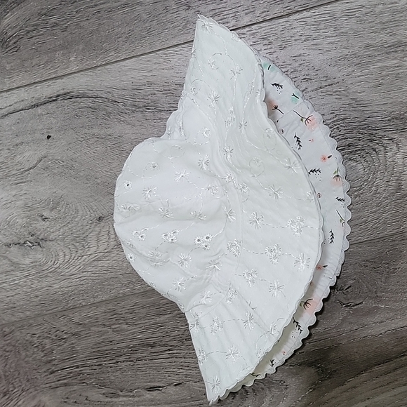 Toby hat - Picture 1 of 2